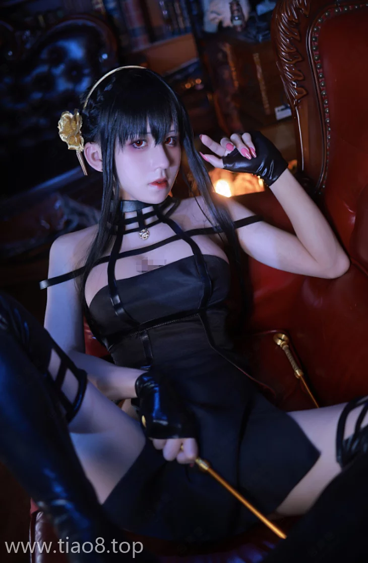 美图欣赏丨Coser桜满三时:NO.003-约尔礼服[46P-418.2M]