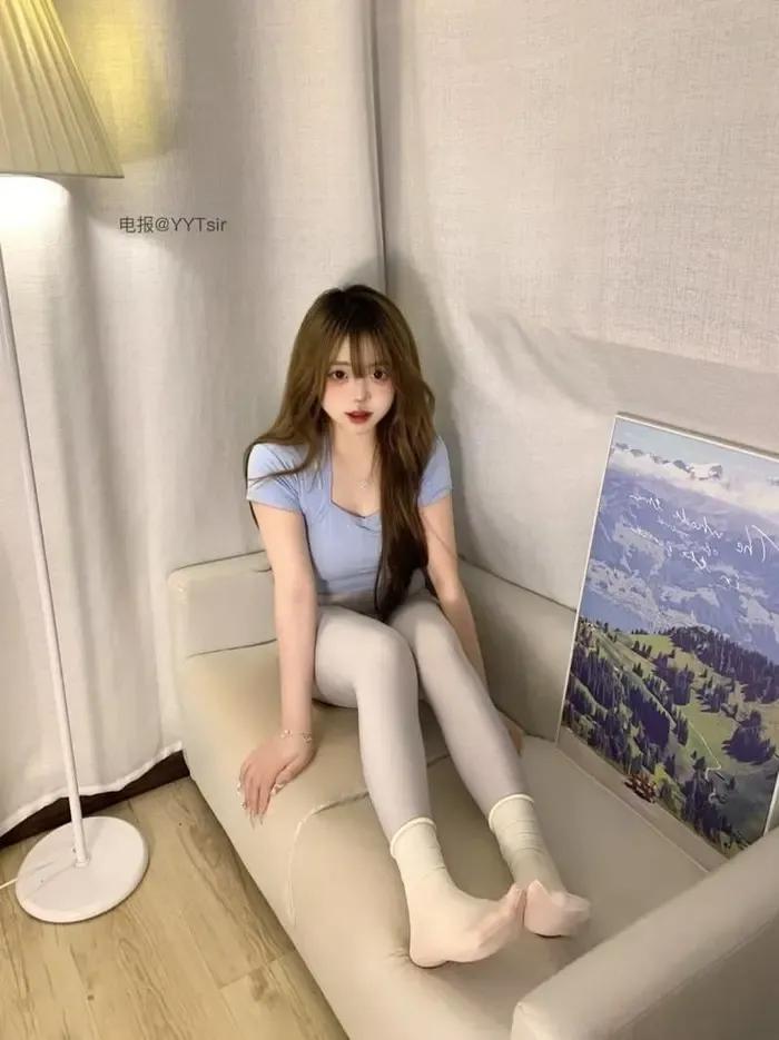 小猫困困 微密圈私人定制高人气写真视频套图合集[11套]