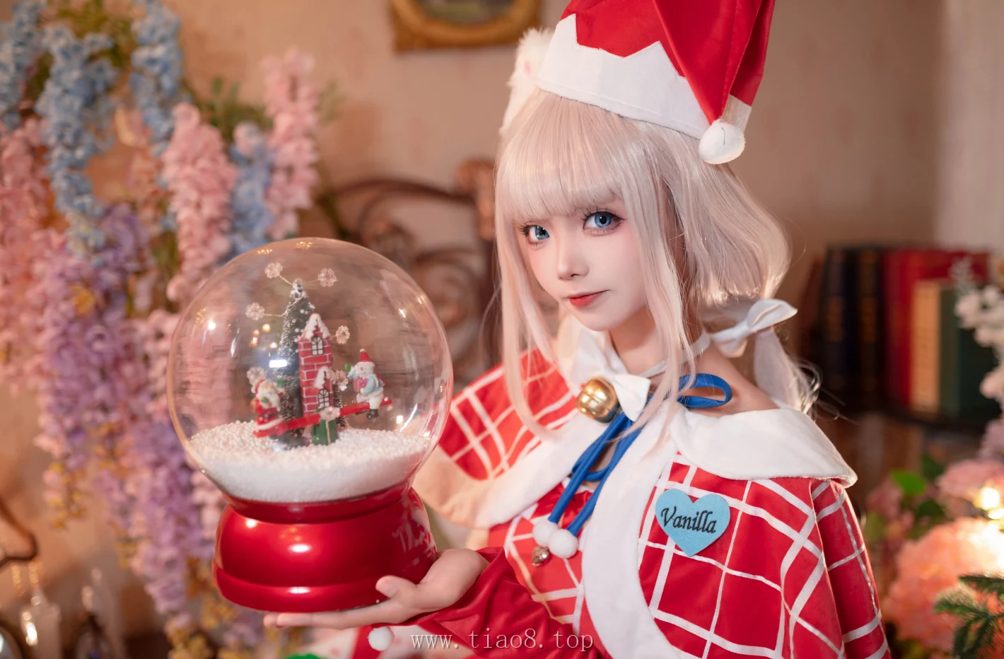 美图欣赏丨Coser艾西Aiwest:NO.023-香子兰圣诞 [44P-541M]