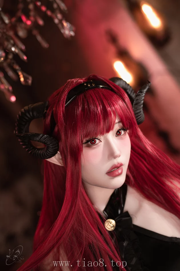 美图欣赏丨Coser切切celia:NO.037-兴登堡 Hindenburg[38P-130.4M]