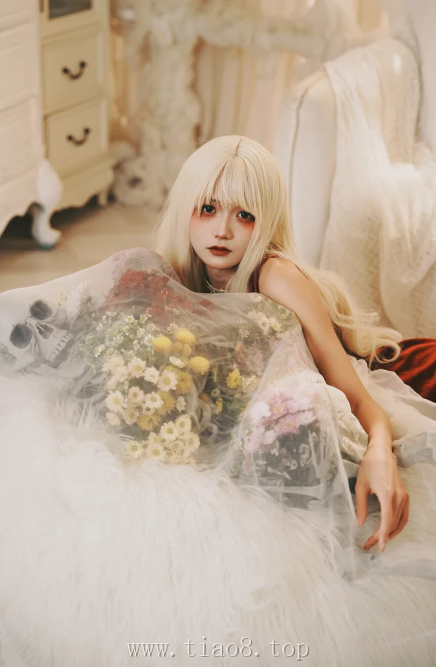 美图欣赏丨Coser兔子Zzz不吃胡萝卜:NO.0161-若是再相见[25P-307MB]