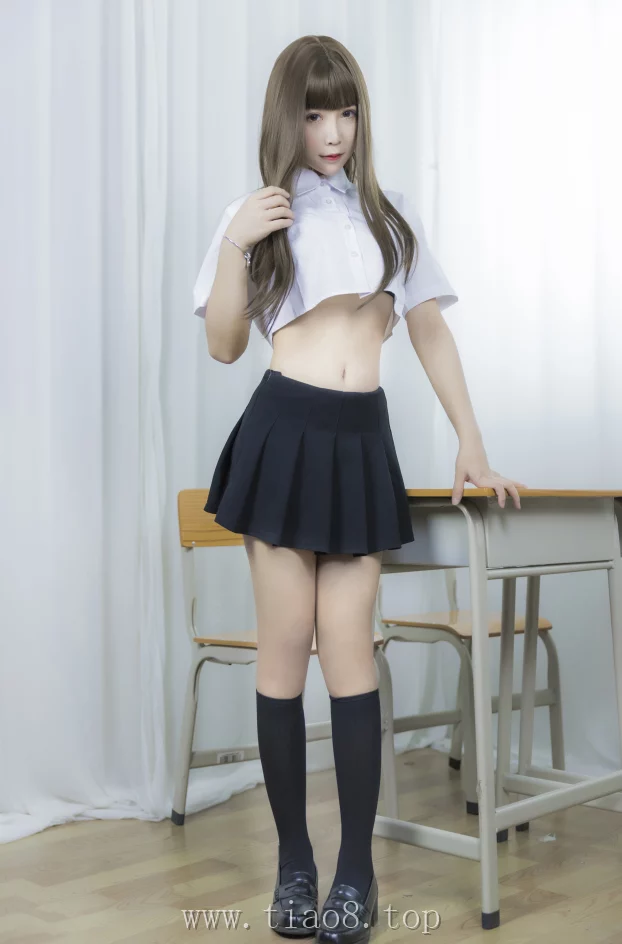 美图欣赏丨Coser抱走莫子aa:NO.002-等你下课[42P-435.4M]