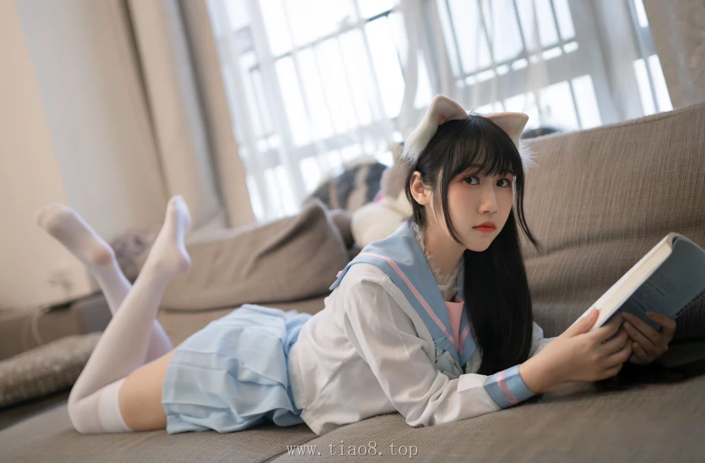 美图欣赏丨Coser不呆猫:NO.061-白色兔子JK[63P-388.7M]