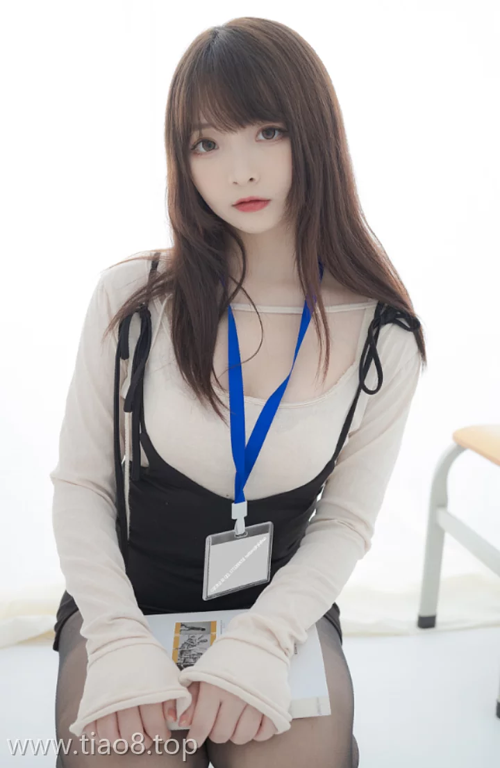 美图欣赏丨Coser古川kagura:NO.067-紧急企划 C-001[66P-598MB]