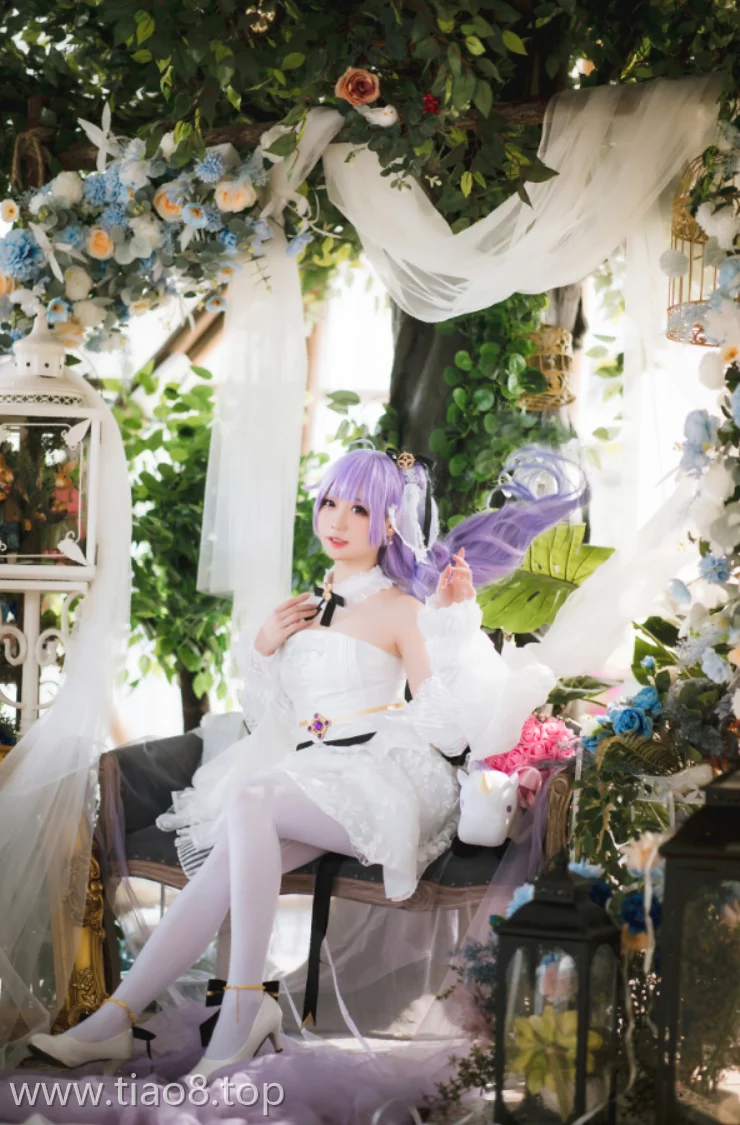 Coser焖焖碳演绎独角兽婚纱cos,25张169.5M视觉盛宴