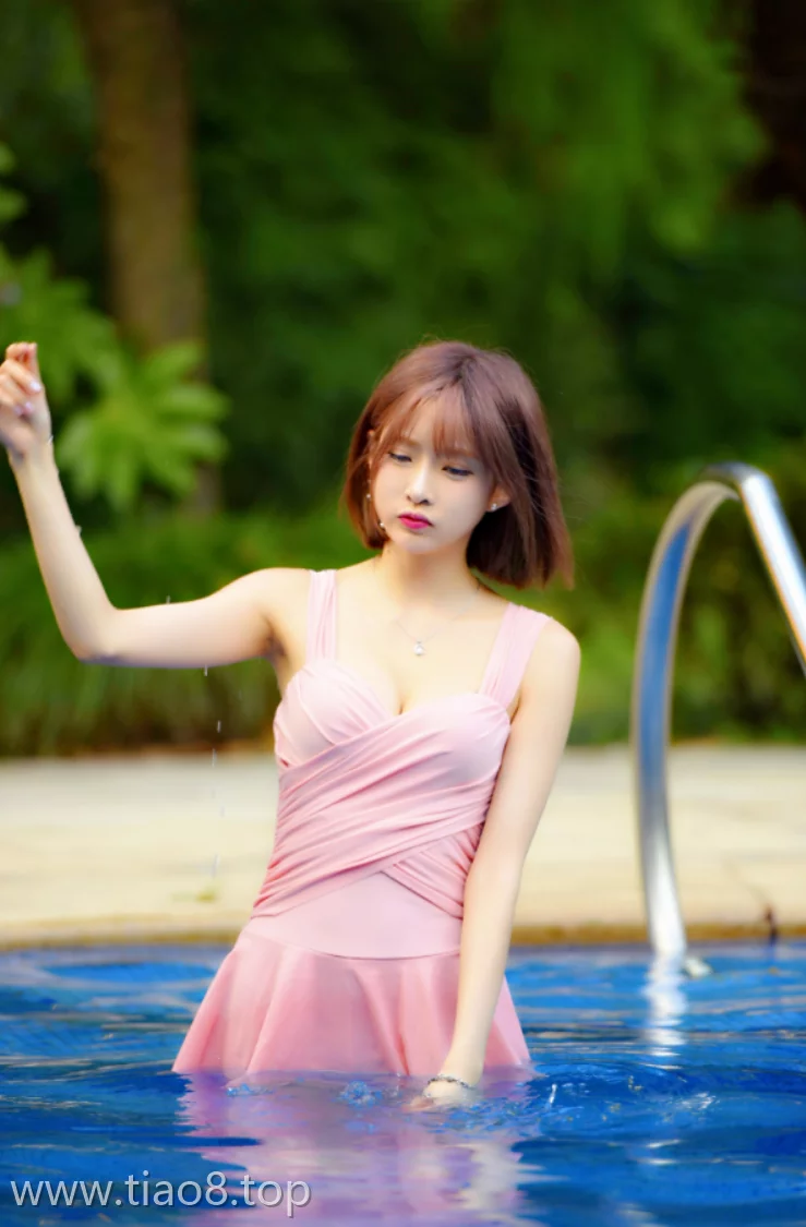 美图欣赏丨Coser王羽杉:NO.019-泳装[27P-34.8MB]