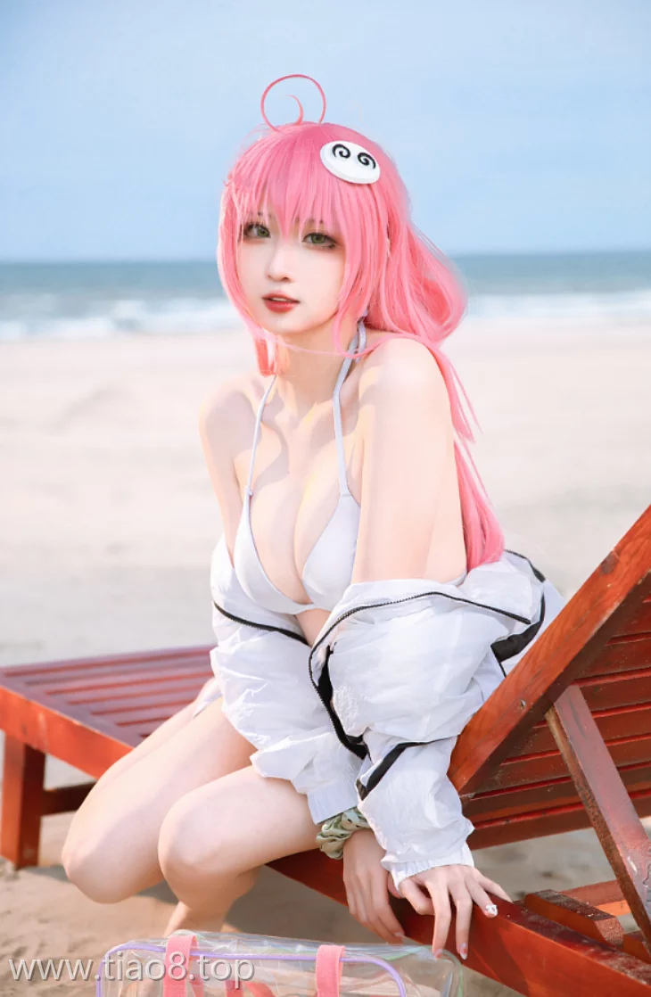 美图欣赏丨Coser瓦斯塔亚小龙虾:NO.008-菈菈水着[27P-398.9M]