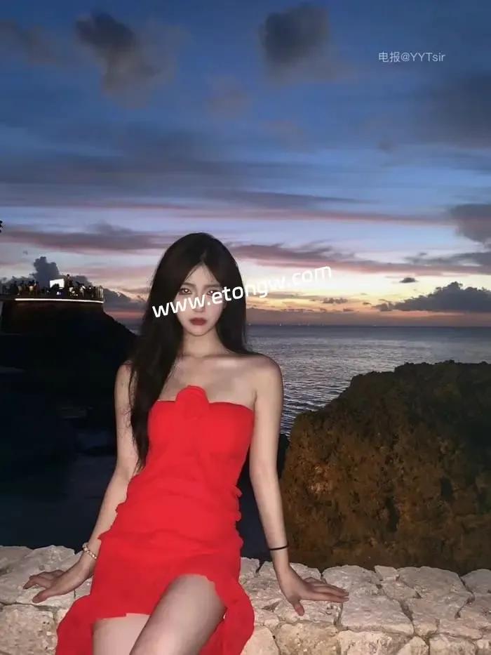 抖音独留铁粉空间全套清凉装扮照片和视频合集分享