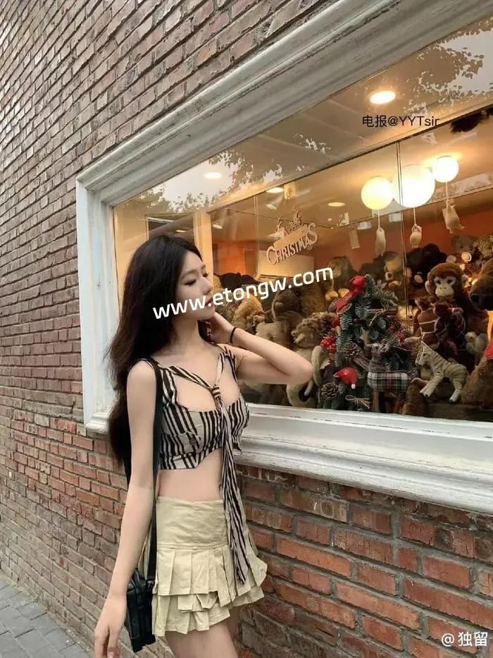 抖音独留铁粉空间全套清凉装扮照片和视频合集分享