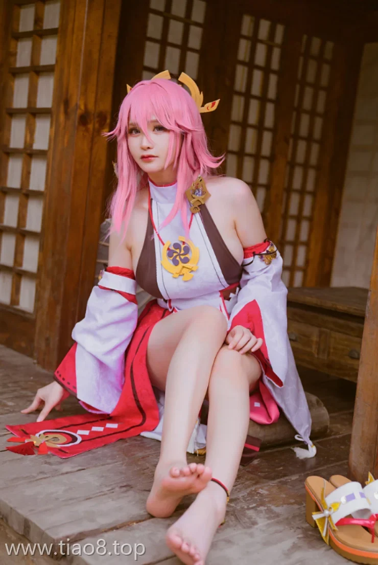 美图欣赏丨Coser前羽_rr:NO.018-原神 八重神子[36P-137MB]