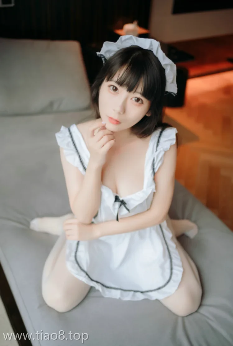 美图欣赏丨Coser_usejan蓝蓝:NO.010-小厨娘[46P-134.5M]