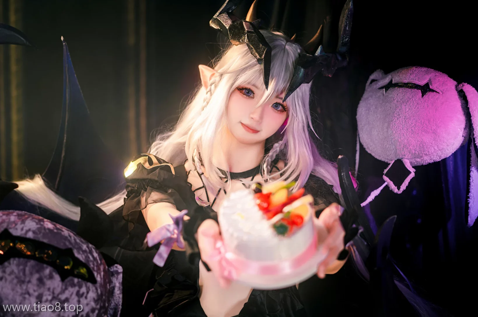 美图欣赏丨Coser伊喵君_Nya:NO.007-四叶草剧场 法芙娜[27P-246M]