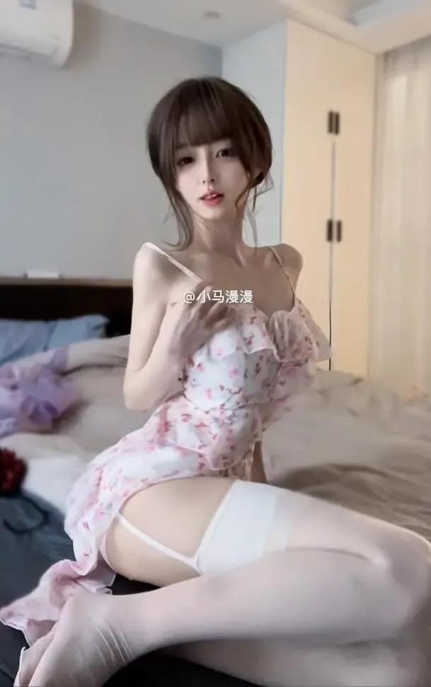 小马漫漫最新全套微密圈图片和视频内容分享 小马漫漫最新全套微密圈图片和视频内容分享