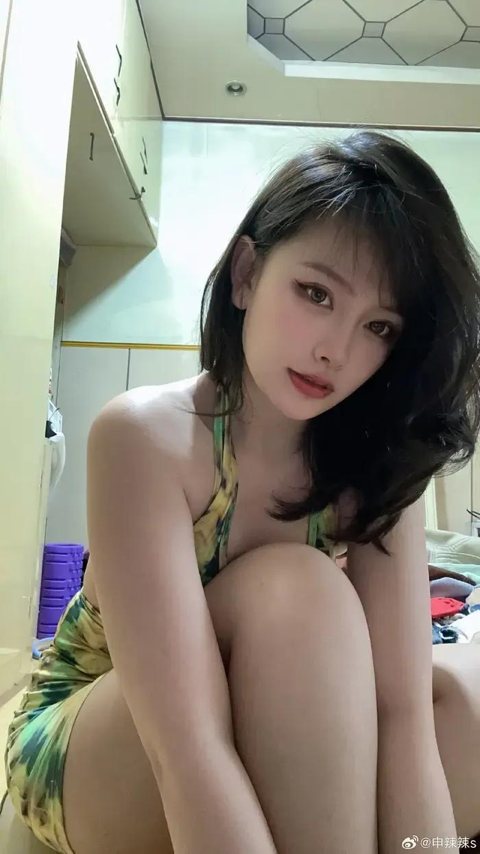 抖音网红申辣辣所有图片合集和舞蹈视频分享