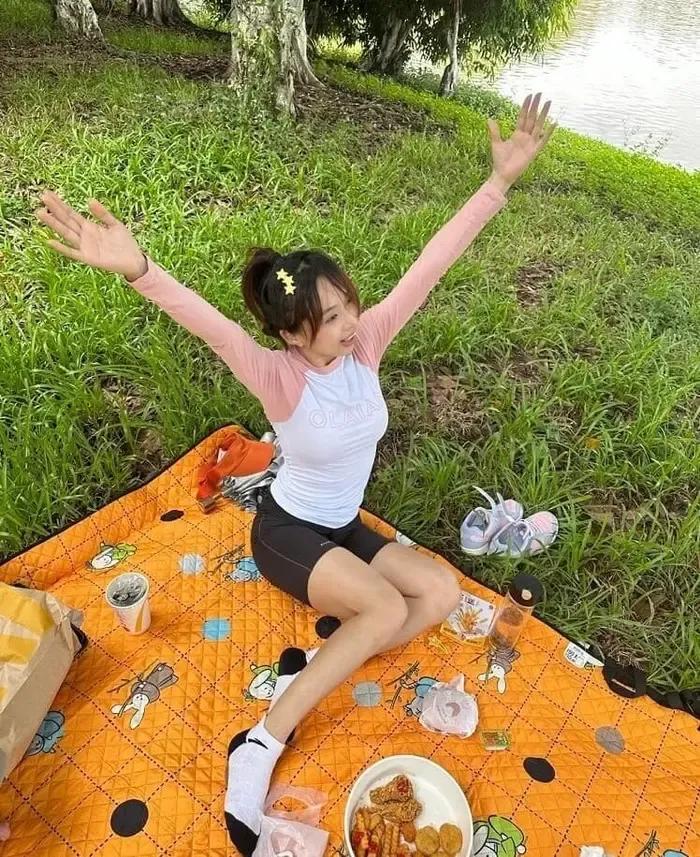 抖音Vickyyyii（VC）全部极致反差写真图片以及视频作品合集