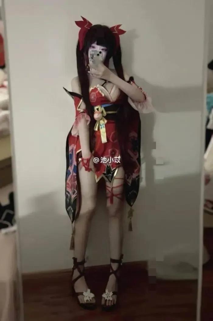 清纯甜妹池小苡全部图片作品合集分享，感受不一样的反差