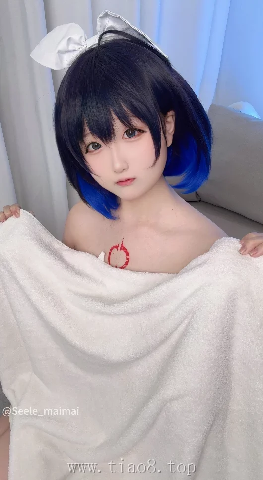 美图欣赏丨Coser_Seele麦麦:NO.005-崩崩温泉[59P-196MB]