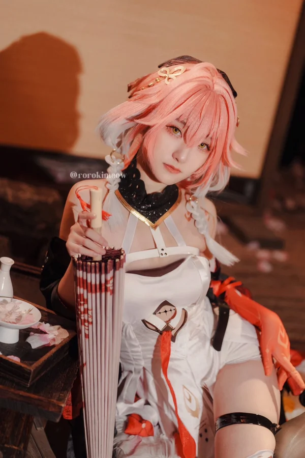 新加坡Coser神还原Son Tung M-TP越南圣地巡礼引爆社交媒体