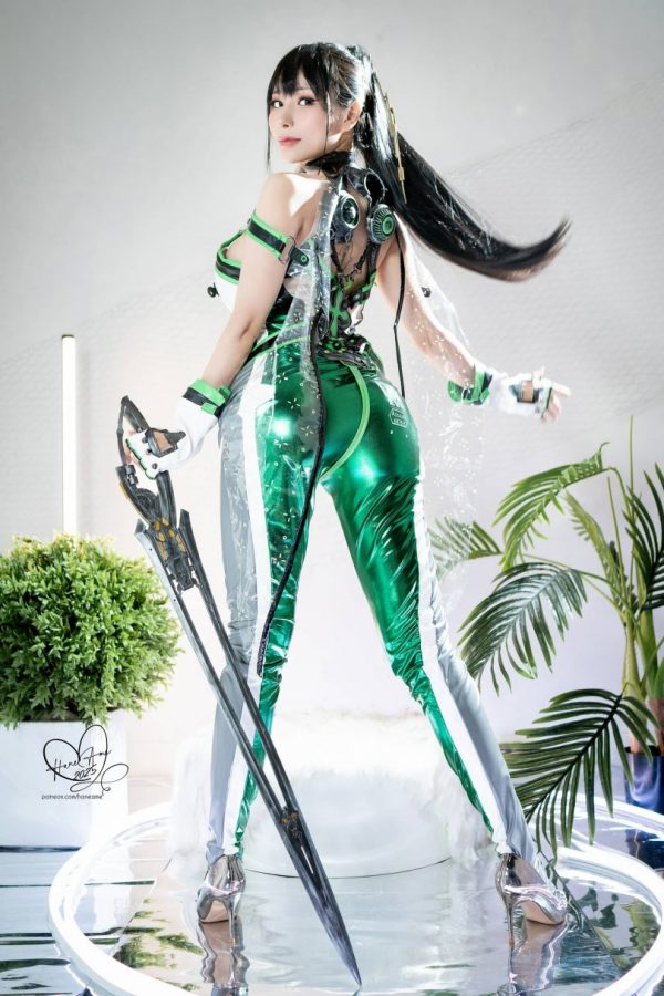 当虚拟照进现实：雨波HaneAme身着伊芙战衣深入剑星诞生之地