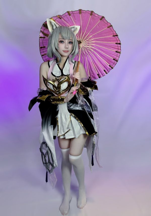 幻影新生：格蕾丝莉莉安COS成熟魅力唤醒传说对决角色灵魂