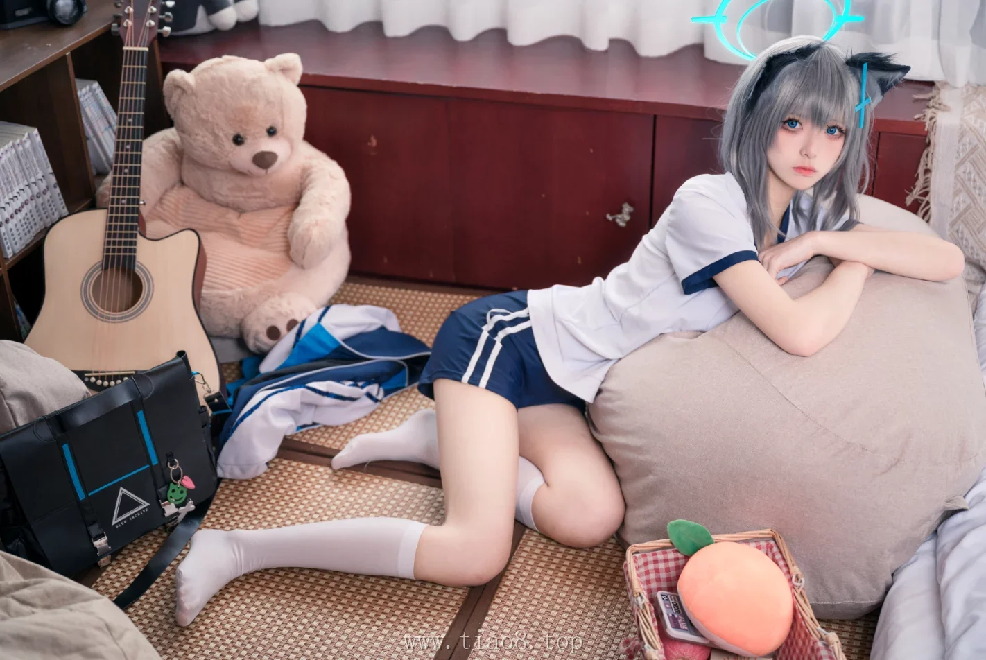 美图欣赏丨Coser九柒喵:NO.003-体操服白子[17P-67.6M]