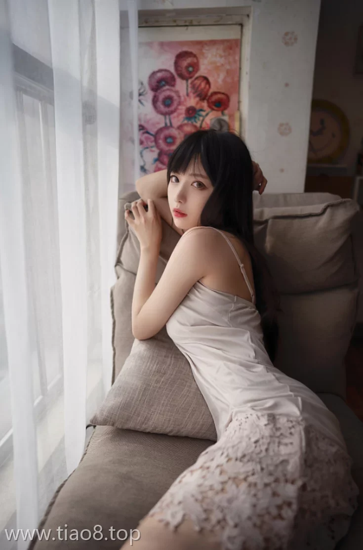 美图欣赏丨Coser_Shika小鹿鹿:NO.088-长发姑娘[21P-54MB]