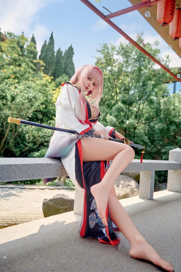 着此衣,当如何战斗?Shika小鹿鹿红莲暗影COS演绎优雅与锋芒 着此衣,当如何战斗?Shika小鹿鹿红莲暗影COS演绎优雅与锋芒