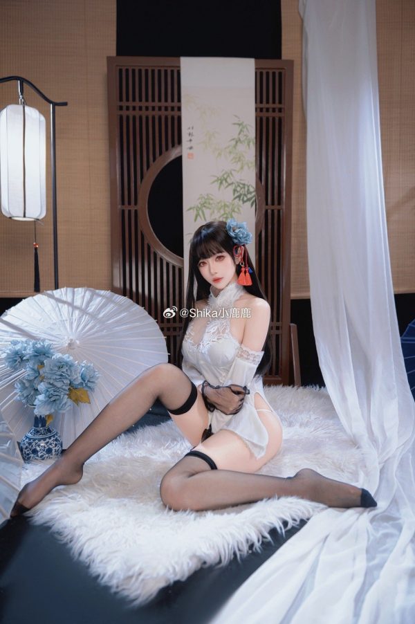 Shika小鹿鹿逸仙旗袍COS赏析：碧蓝航线指挥官请牵起我的手