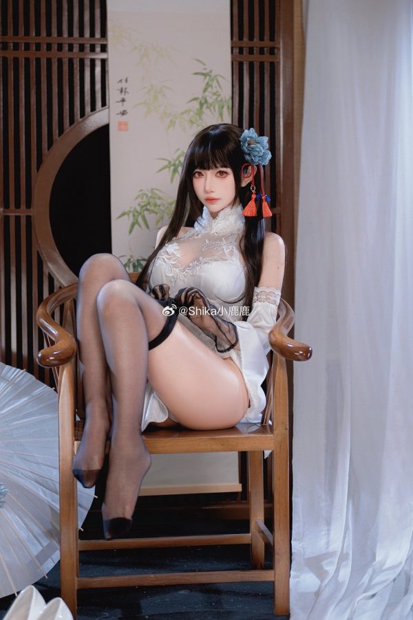 Shika小鹿鹿逸仙旗袍COS赏析：碧蓝航线指挥官请牵起我的手