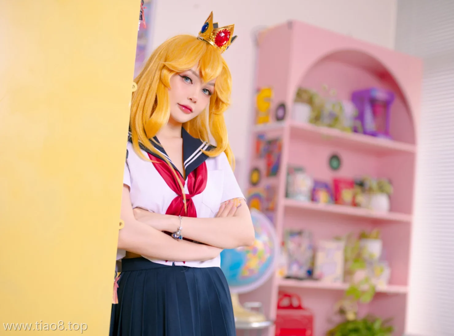 美图欣赏丨Coser_Joyce Lin2x:NO.041-Peach School Girl[54P-250.8M]