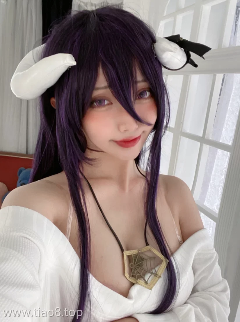 美图欣赏丨Coser切切celia:NO.009-雅儿贝德[39P-200M]