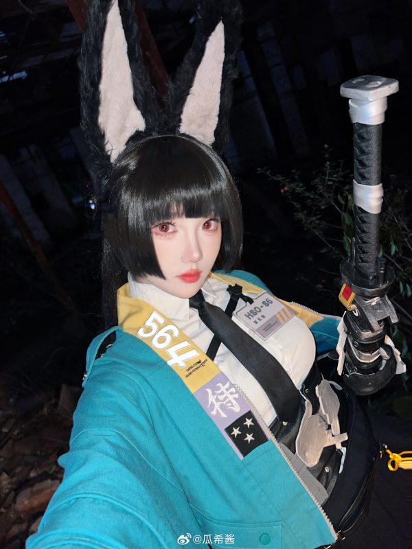 绝区零星见雅COS赏析|瓜希酱演绎冷静与战斗感的完美平衡 绝区零星见雅COS赏析|瓜希酱演绎冷静与战斗感的完美平衡