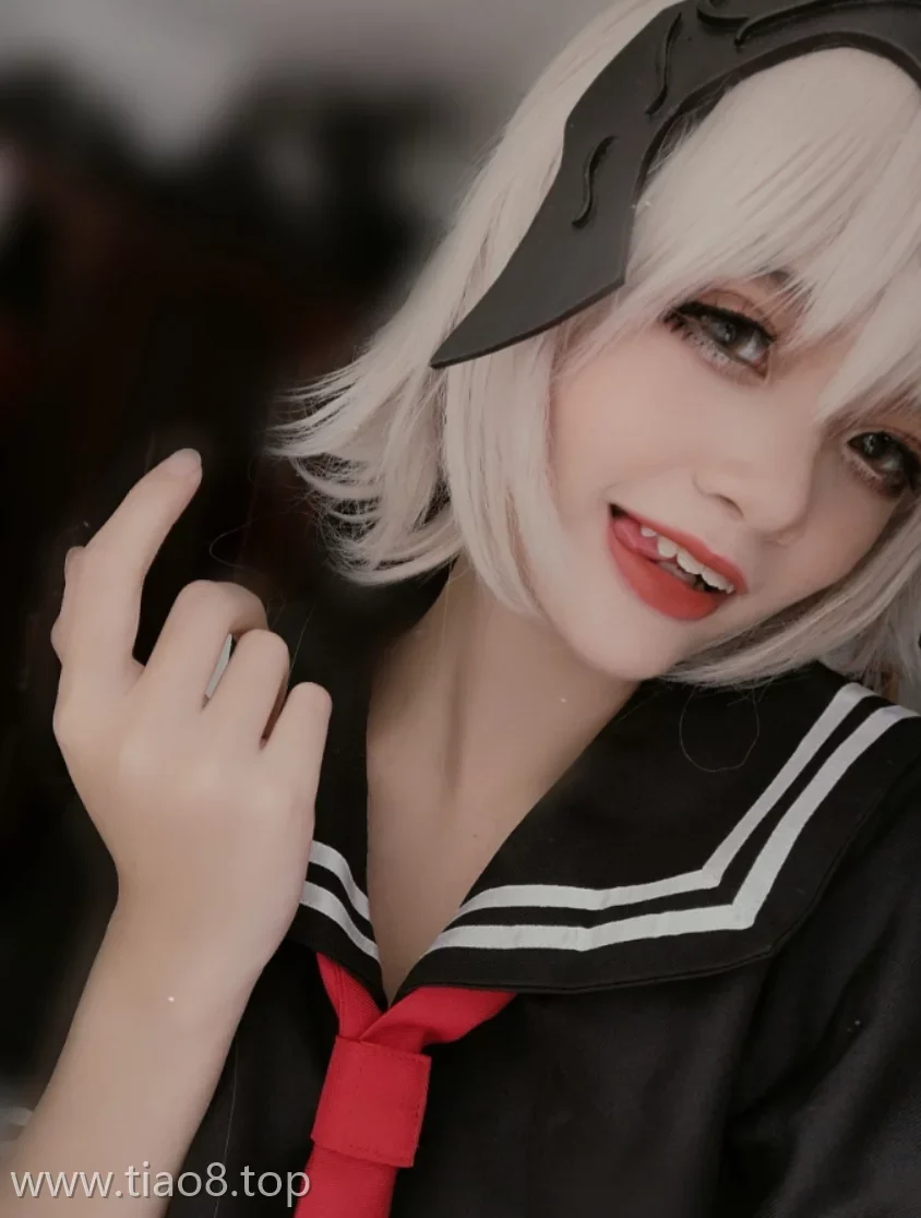 美图欣赏丨Coser_Azami:NO.020-黑贞德[14P-40MB]