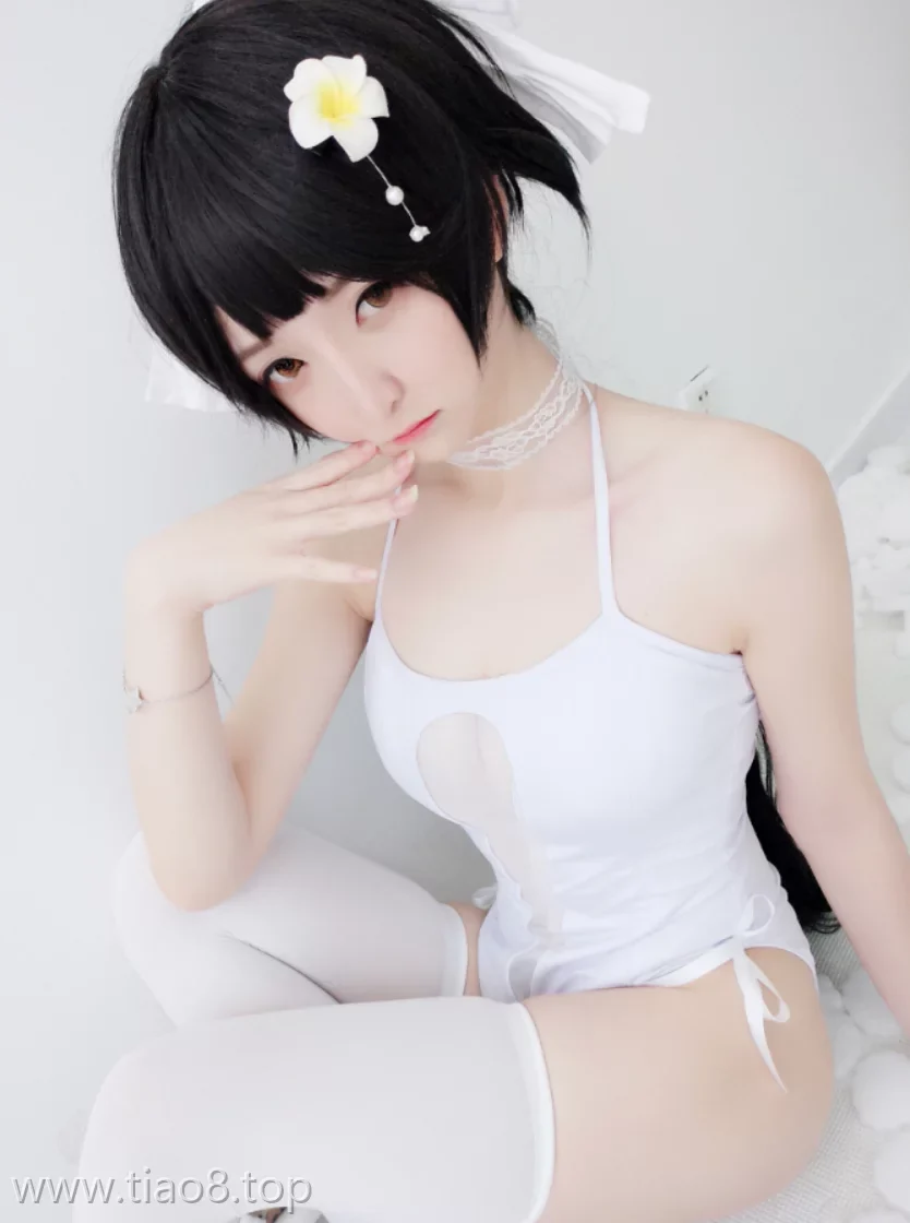 美图欣赏丨Coser一小央泽:NO.020-高雄·泳装[19P-181MB]