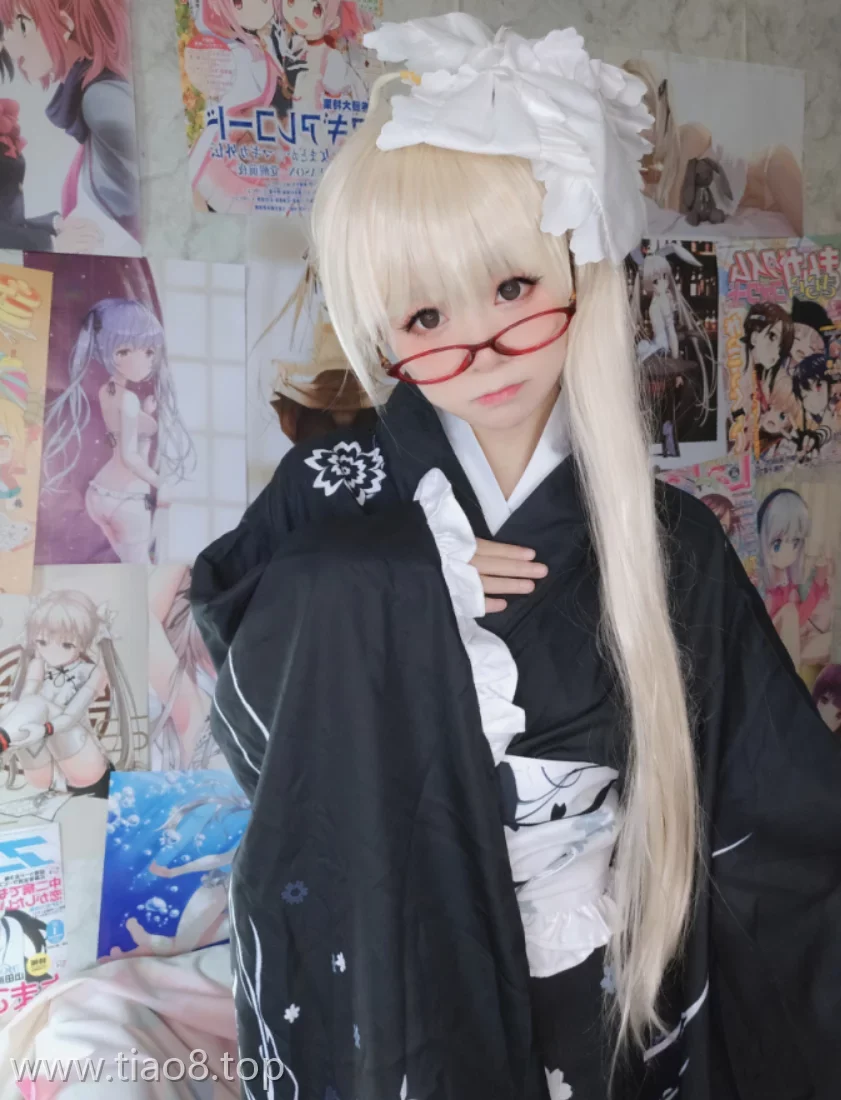 美图欣赏丨Coser软妹摇摇乐yoyo:NO.098-かすがの そら[89P-905MB]