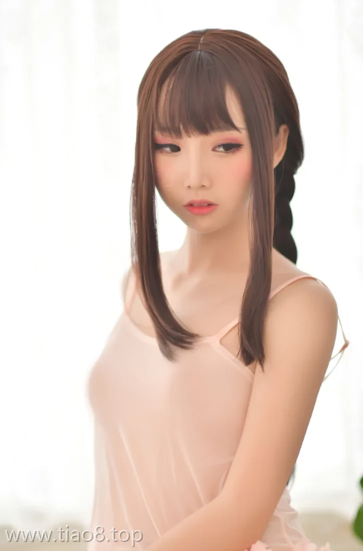 美图欣赏丨Coser面饼仙儿:NO.008-小女友[22P-377MB]