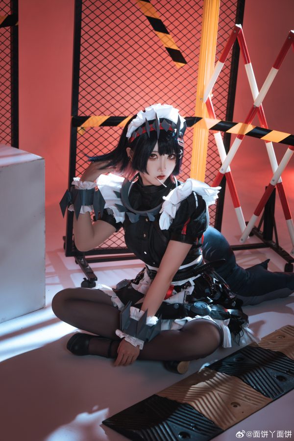 当“鲨鱼妹”走出新艾利都:面饼仙儿COS演绎艾莲·乔的冷感魅力 当“鲨鱼妹”走出新艾利都:面饼仙儿COS演绎艾莲·乔的冷感魅力