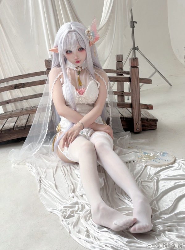 旗袍版面饼仙儿COS赏析:阿尔比恩高贵冷艳与优雅的完美融合 旗袍版面饼仙儿COS赏析:阿尔比恩高贵冷艳与优雅的完美融合