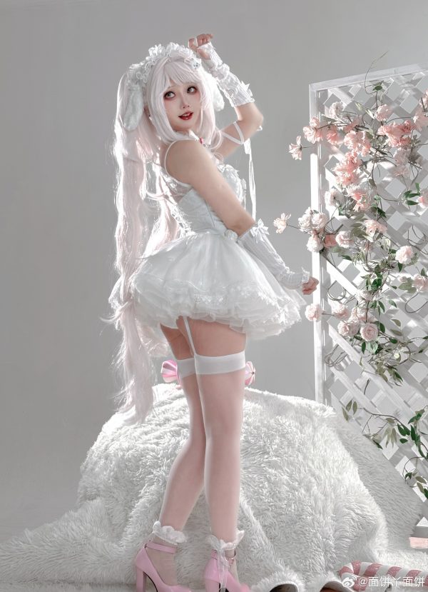 面饼仙儿花嫁版爱丽丝COS:体验胜利女神·妮姬甜美梦幻之旅 面饼仙儿花嫁版爱丽丝COS:体验胜利女神·妮姬甜美梦幻之旅