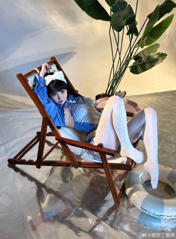 面饼仙儿鲨鱼COS赏析:演绎丝袜泳装版鲨鱼少女的俏皮与可爱 面饼仙儿鲨鱼COS赏析:演绎丝袜泳装版鲨鱼少女的俏皮与可爱