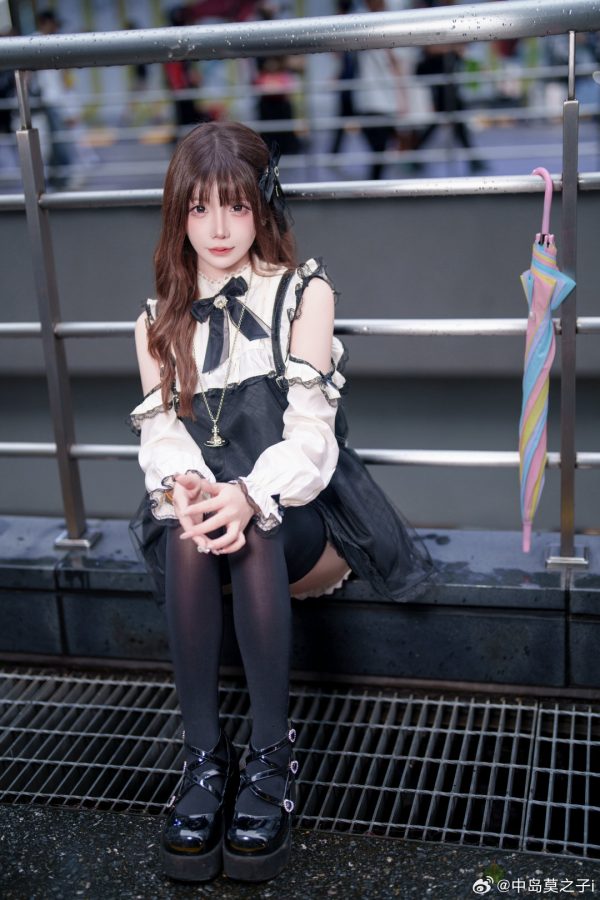 中岛莫之子i软妹COS赏析:萤火虫漫展少女感实拍软萌氛围拉满 中岛莫之子i软妹COS赏析:萤火虫漫展少女感实拍软萌氛围拉满