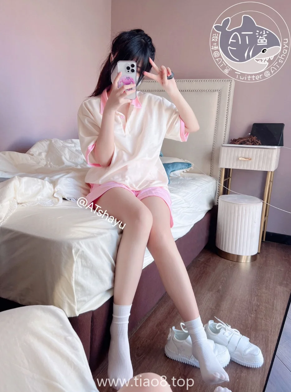 清纯妹妹还能这么拍?AT鲨这套有点东西插图2 清纯妹妹还能这么拍?AT鲨这套有点东西