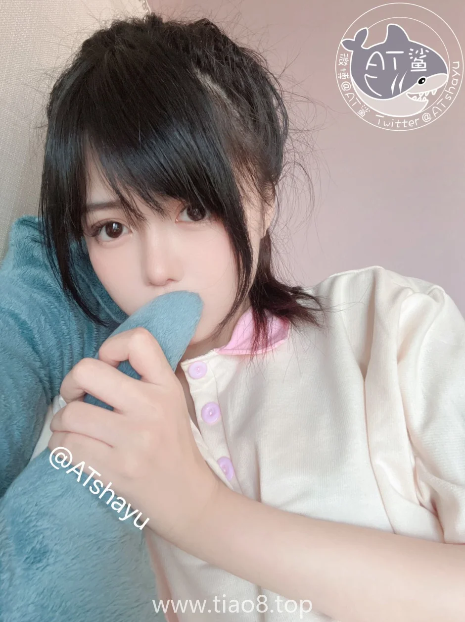清纯妹妹还能这么拍?AT鲨这套有点东西插图4 清纯妹妹还能这么拍?AT鲨这套有点东西