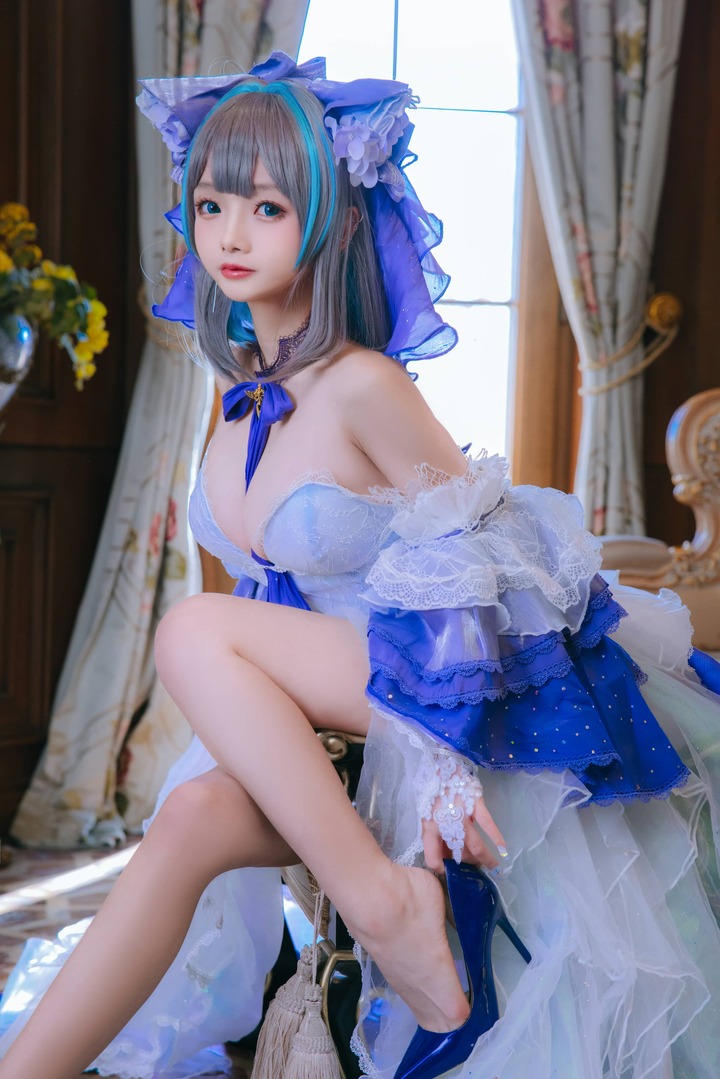 碧蓝航线柴郡cos赏析:日奈娇婚纱版演绎猫系舰娘的梦幻魅力 碧蓝航线柴郡cos赏析:日奈娇婚纱版演绎猫系舰娘的梦幻魅力