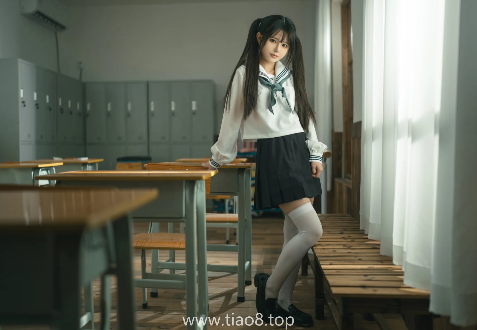 第23张眼镜摘了一半拿手里,rua阮阮的授课中就这张极为有味道插图3 第23张眼镜摘了一半拿手里,rua阮阮的授课中就这张极为有味道