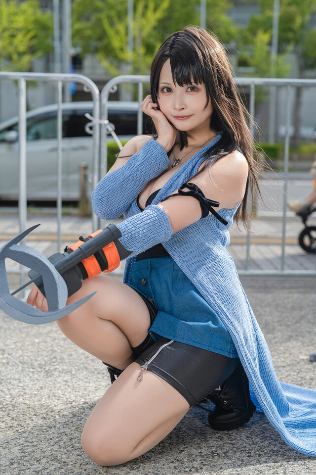 最终幻想8哈蒂利COS:天音Allie演绎温柔又帅气的经典女主 最终幻想8哈蒂利COS:天音Allie演绎温柔又帅气的经典女主