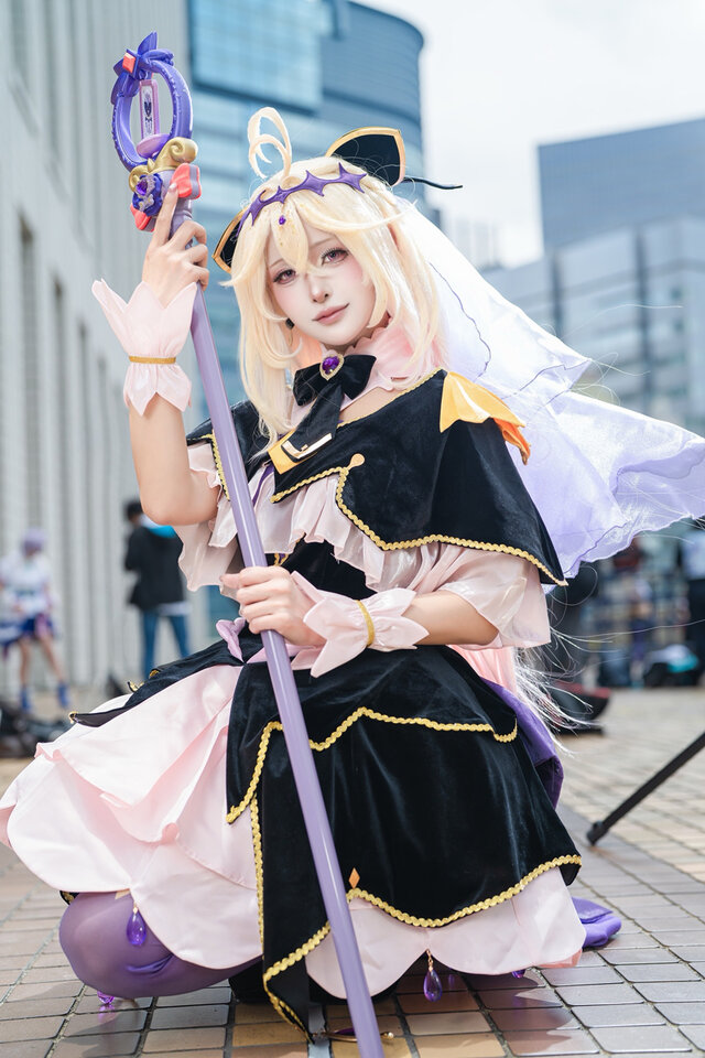 KURUMI森亚露露香COS:池袋名侦探光之美少女优雅又神秘 KURUMI森亚露露香COS:池袋名侦探光之美少女优雅又神秘