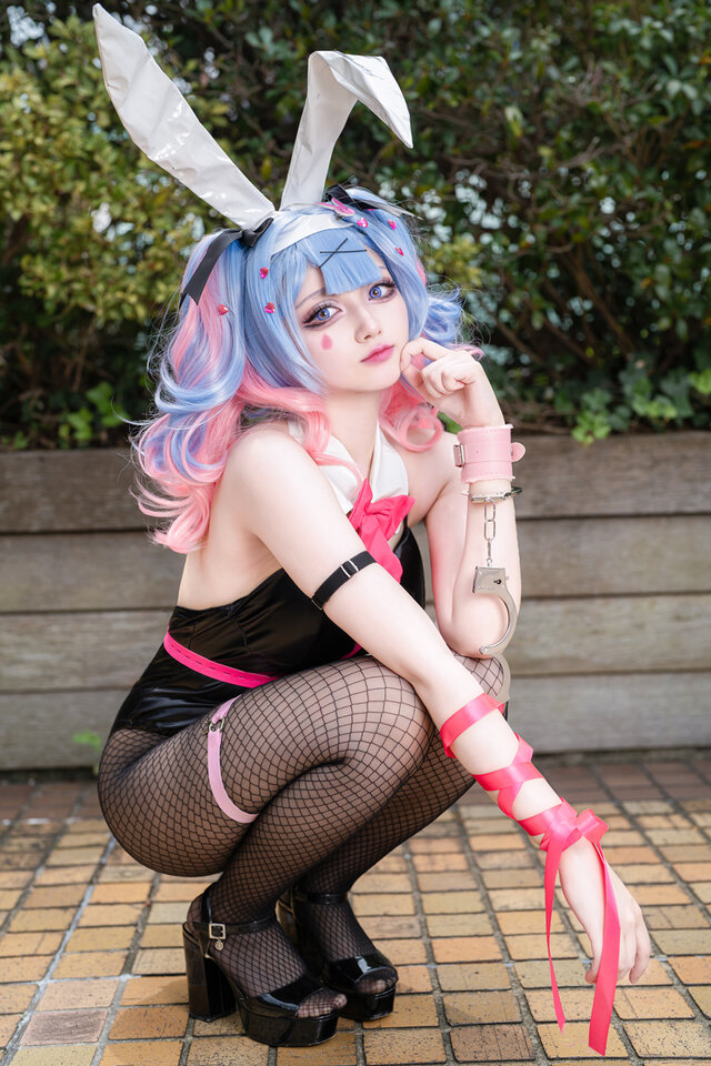 Rabbit Hole初音未来COS｜acosta!女仆初音与兔女郎初音同框