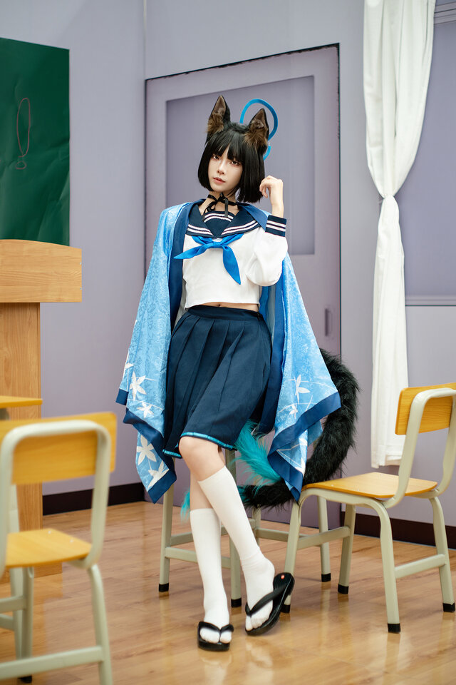 四巫日モミ桐生桔梗cos:兽耳水手服,演绎教室里的猫系少女 四巫日モミ桐生桔梗cos:兽耳水手服,演绎教室里的猫系少女