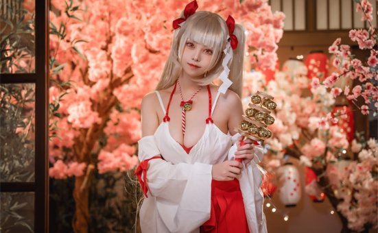 当巫女遇上蜜汁猫裘:呈现出可畏角色之美!